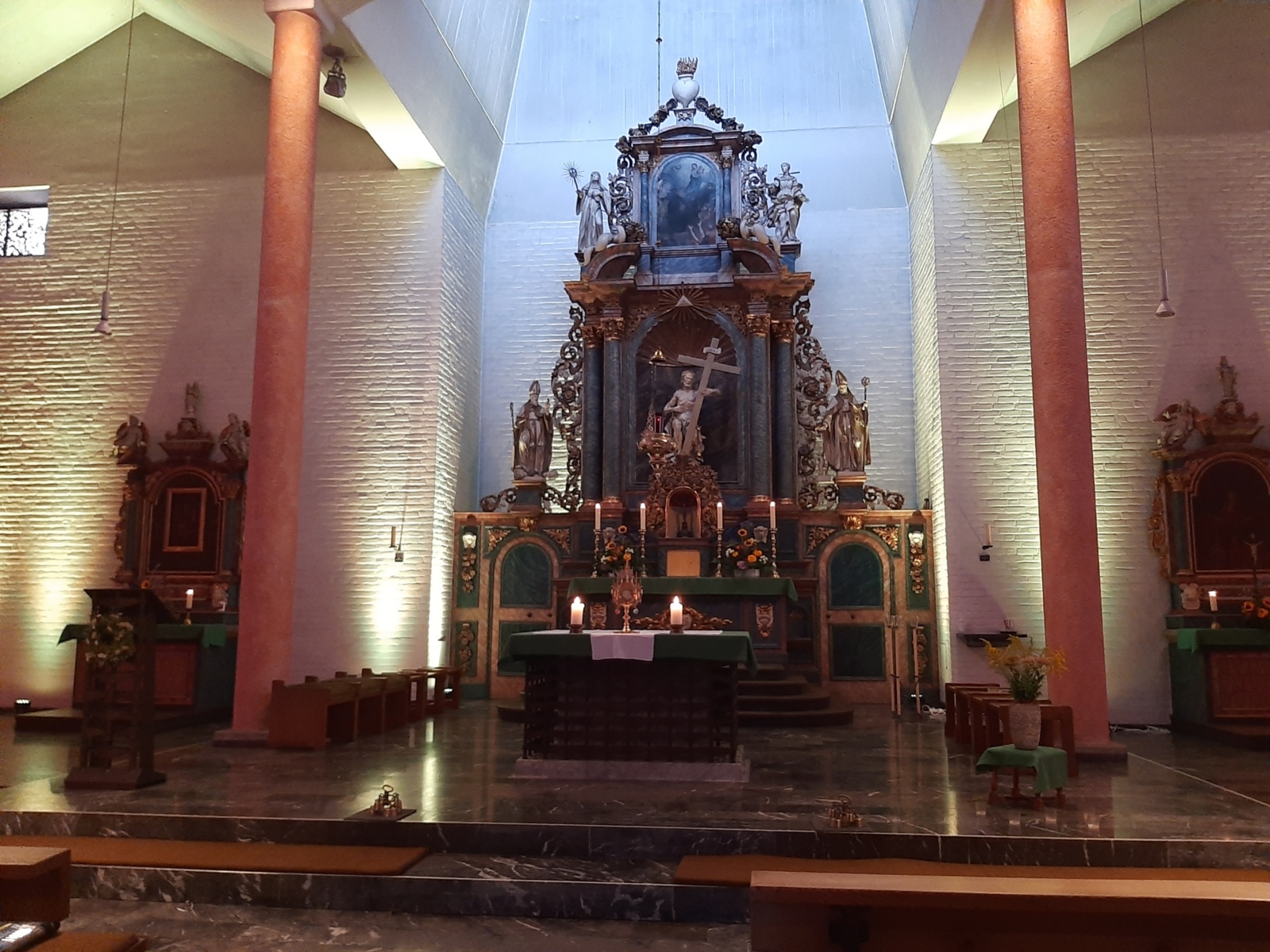 Bedburg betet